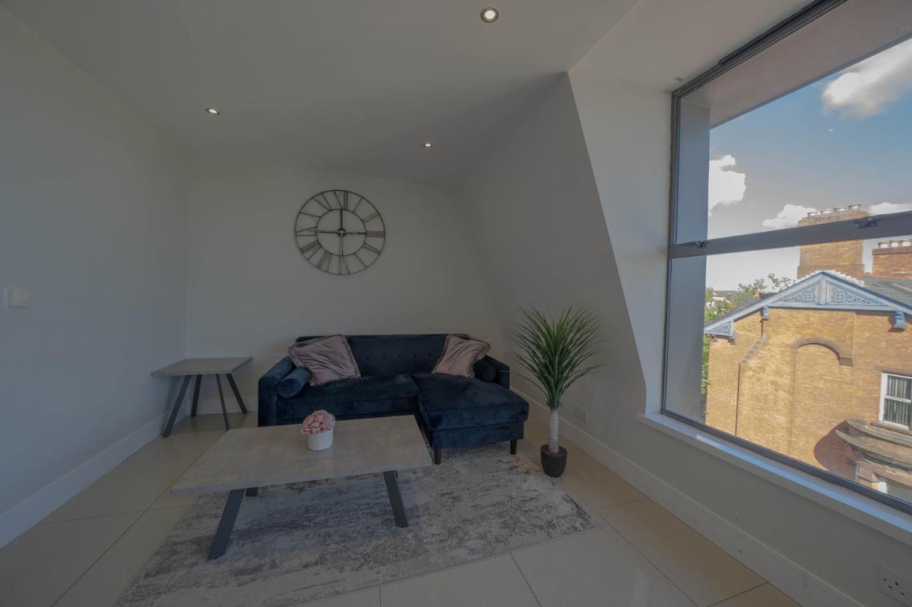 Rooftop Apartment At Queens Beautiful Views Belfast Eksteriør bilde